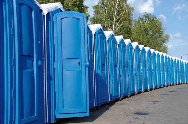 Portable bathroom rental in Des Peres, MO
